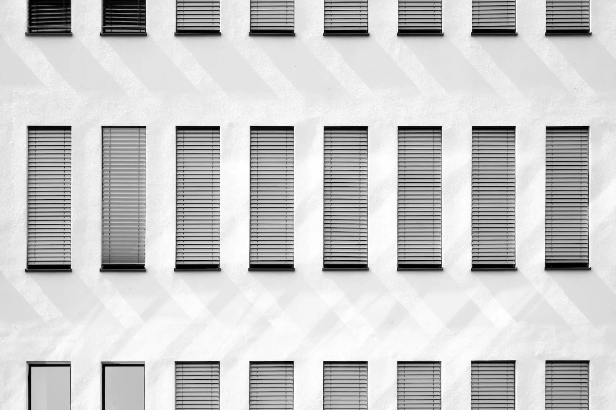 Вікна будівлі в Нюрнберзі, Німеччина
